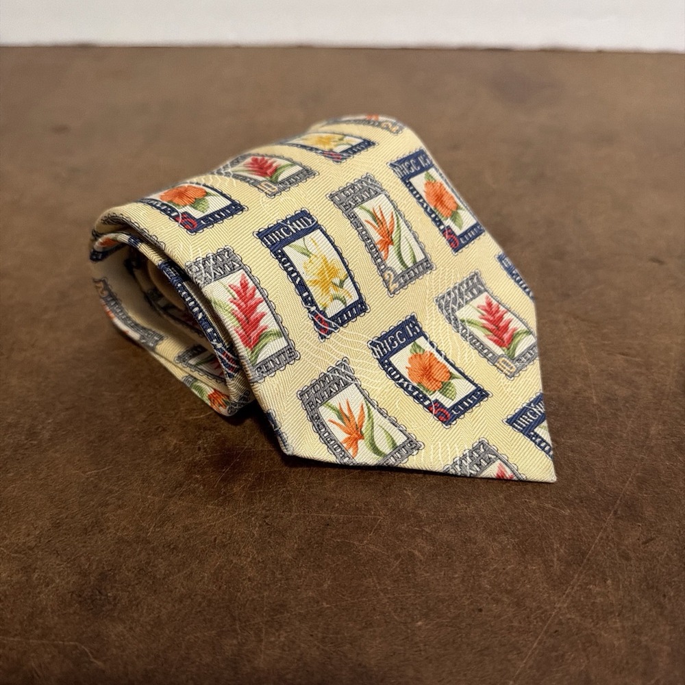 Tommy Bahama Neckwear Tie Postage Floral Tropical Beach Pattern USA 100% Silk